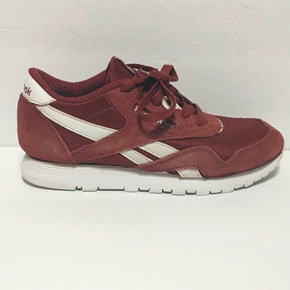 Reebok Classic Unisex Sneakers  Lace Up  Burgundy Suede Leather Shoes big kids